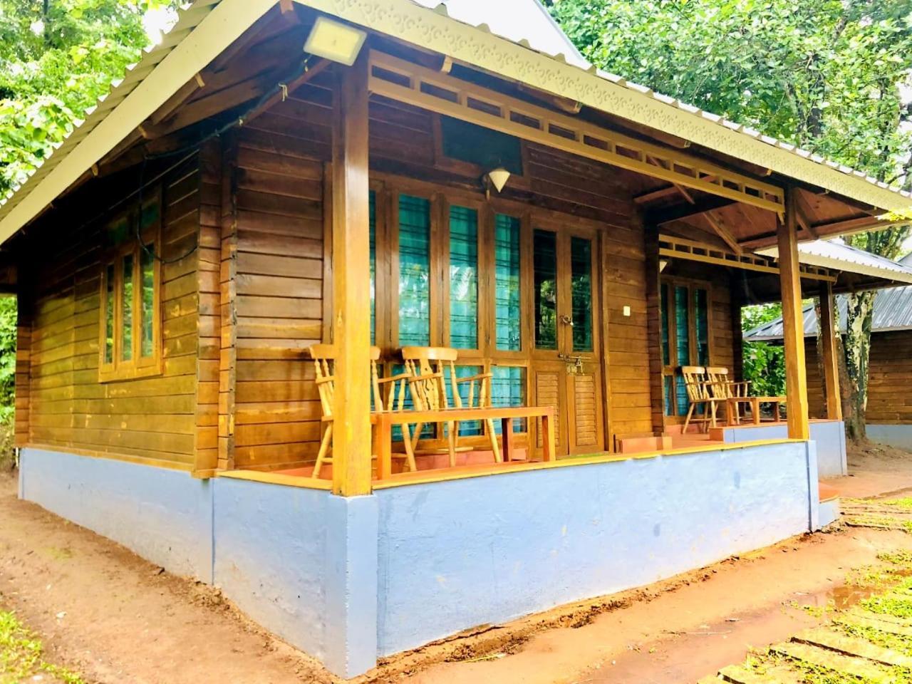 Royal Wooden Villa Mananthavady Exterior photo