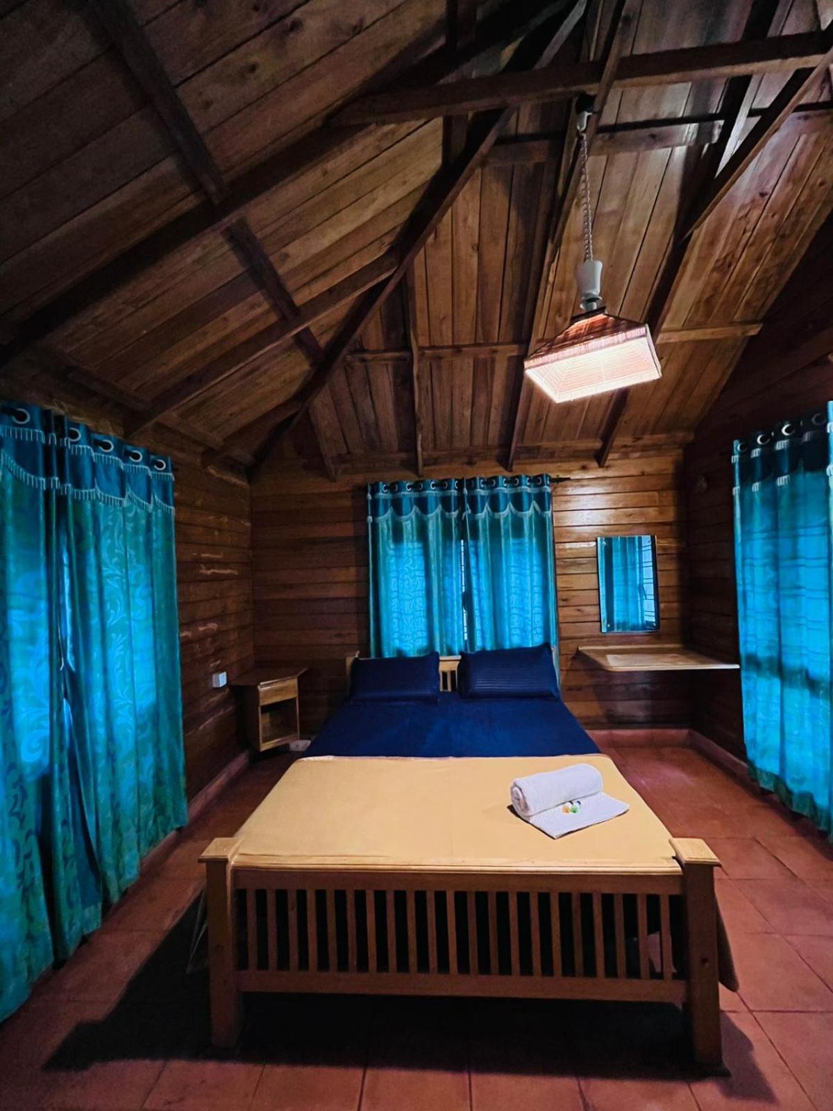 Royal Wooden Villa Mananthavady Exterior photo