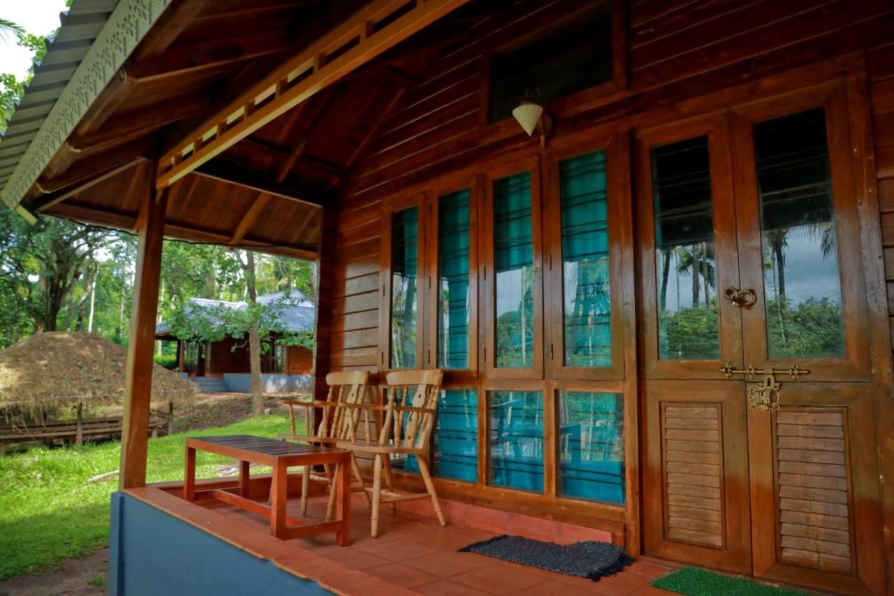 Royal Wooden Villa Mananthavady Exterior photo